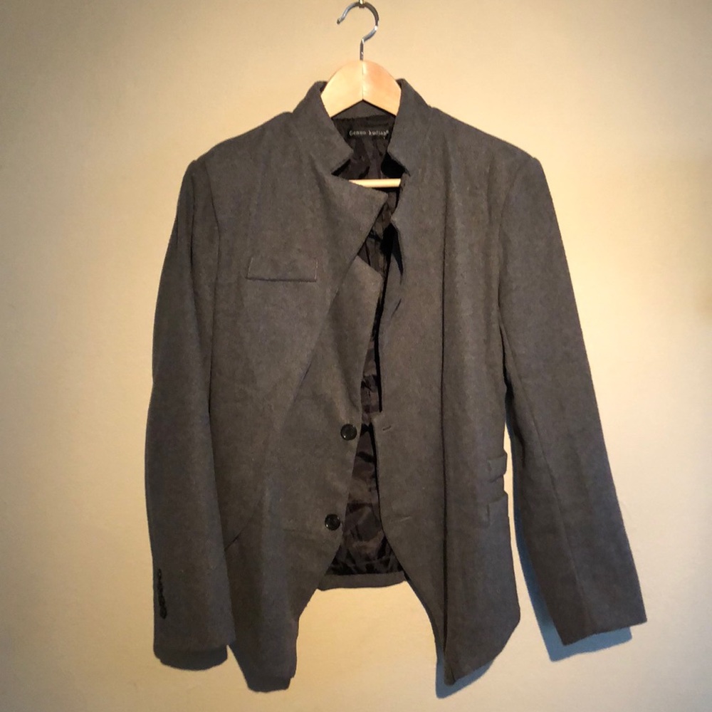 Unique gray blazer